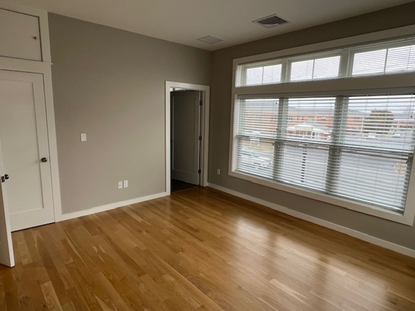 600 North Avenue  MA 01880 - Photo 2