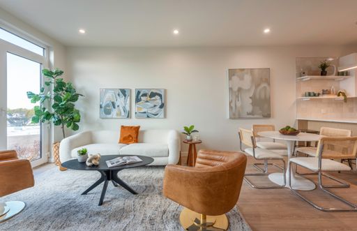 810 Washington Ave, 302, Revere, MA 02151