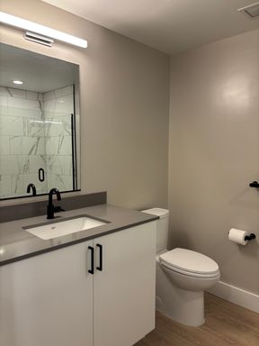 86 Essex , 403, Haverhill, MA 01832