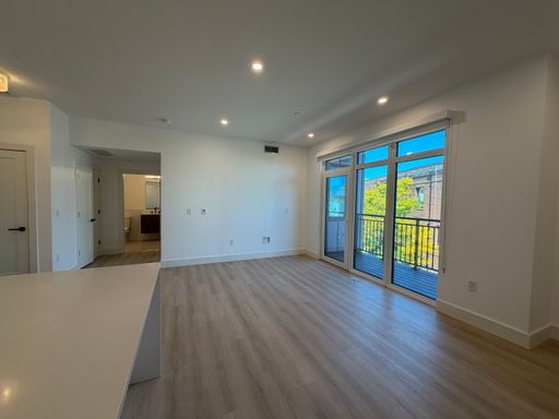 16 - 20 Medford St., 308, Somerville, MA 02134