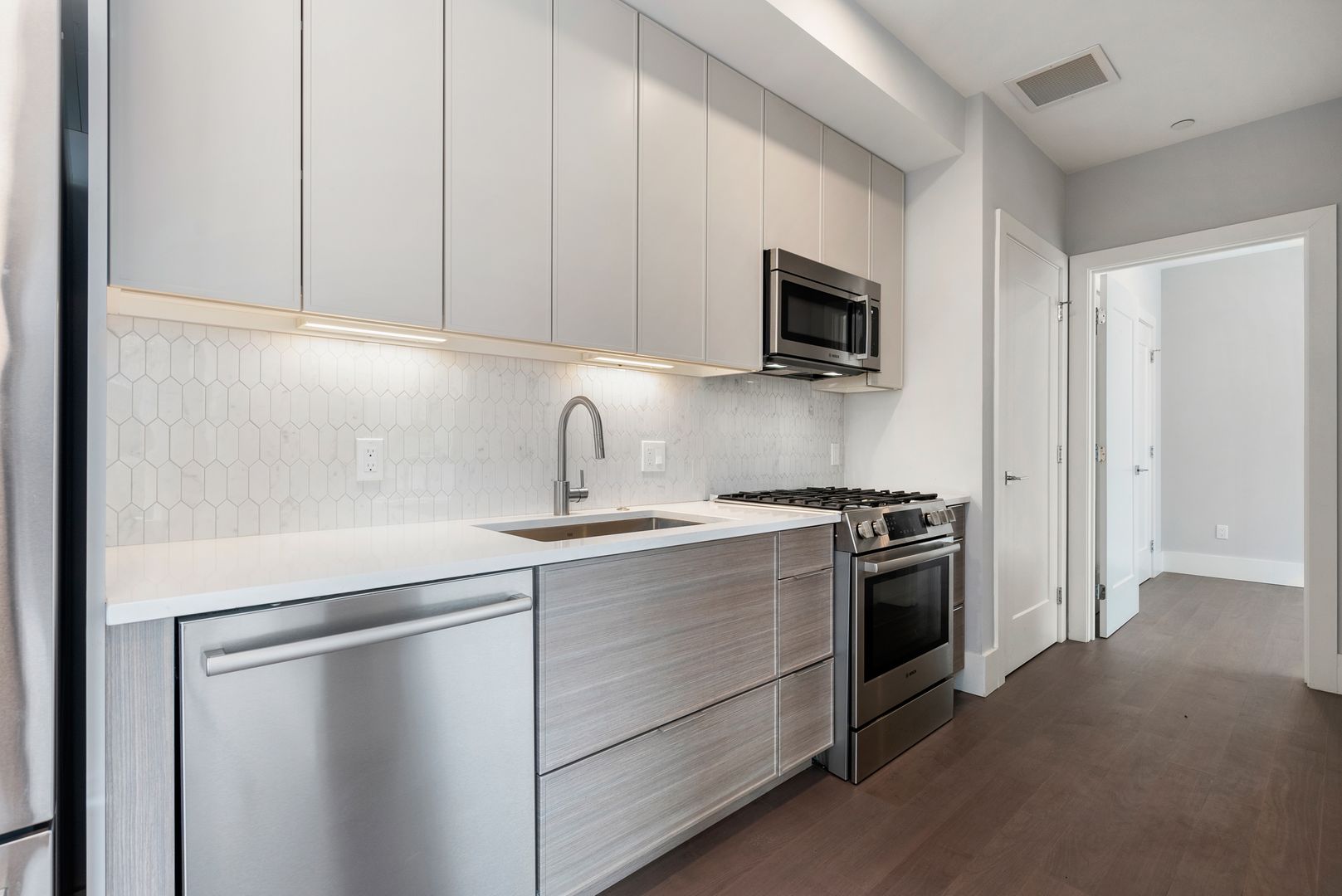 3193 Washington Street, 303 Boston MA 02130 - Photo 3