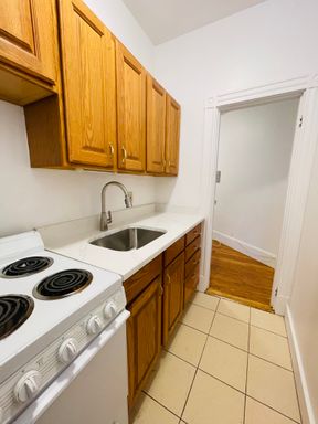 11 Tetlow St. , 36, Boston, MA 02115