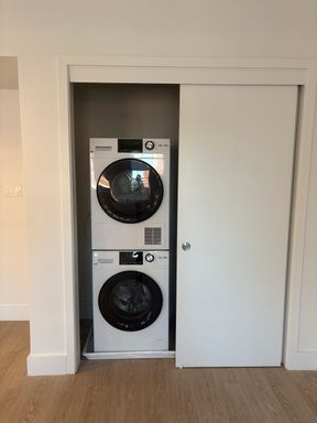 86 Essex , 405, Haverhill, MA 01832