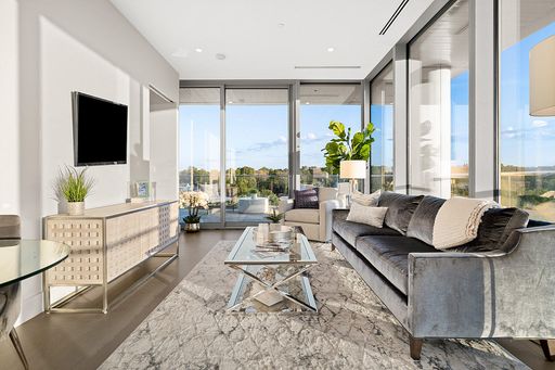 160 Merrimack St, 403, Haverhill, MA 01830