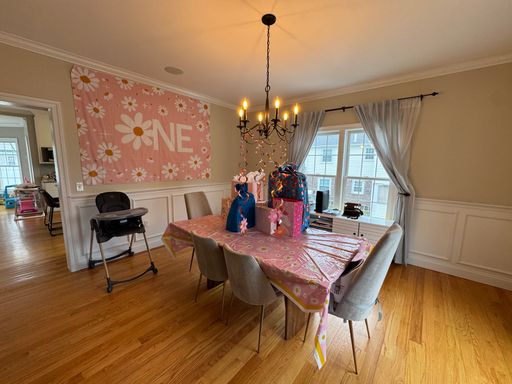 43 Canterbury Road, Waltham, MA 02453