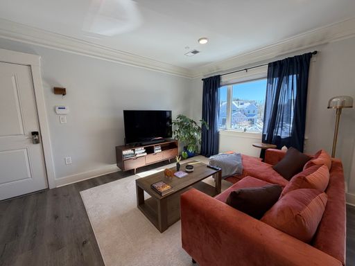 13-18 Hennery Way, Unit 17G, Medfield, MA 02052