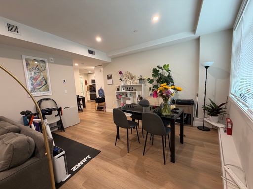 394 McGrath Hwy, Unit 101, Somerville, MA 02143