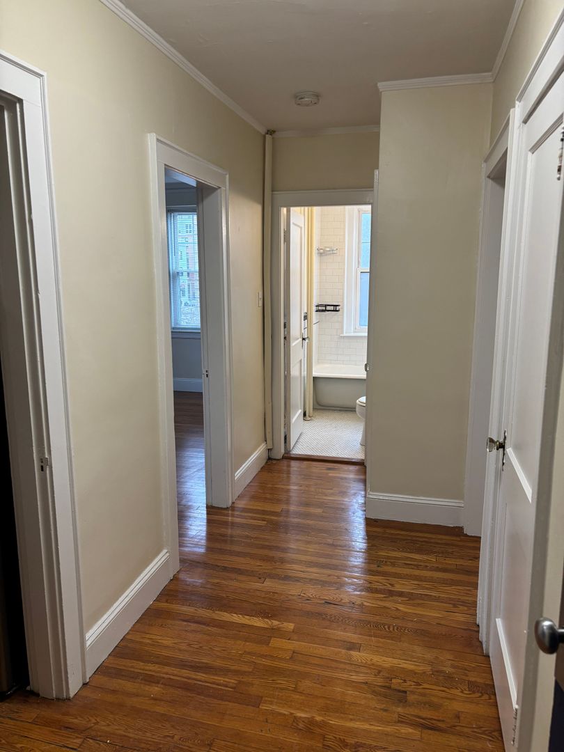 Beverly Apartment: 50 Broadway