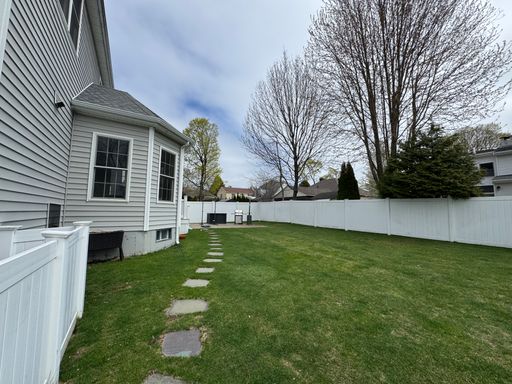 43 Canterbury Road, Waltham, MA 02453