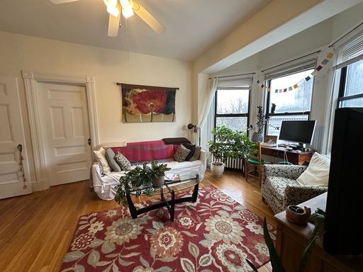 2 Inman Street, 9, Cambridge, MA 02138