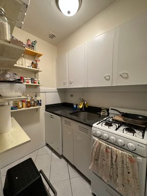 1654 Massachusetts Ave, 28, Cambridge, MA 02138