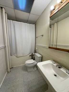 1277 Commonwealth Ave , 412, Boston, MA 02134