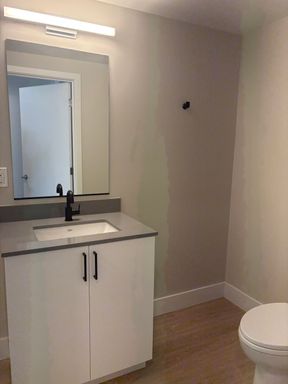 86 Essex , 406, Haverhill, MA 01832