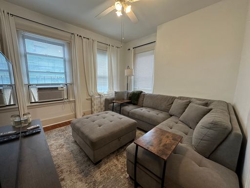 2 Inman Street, 8, Cambridge, MA 02138
