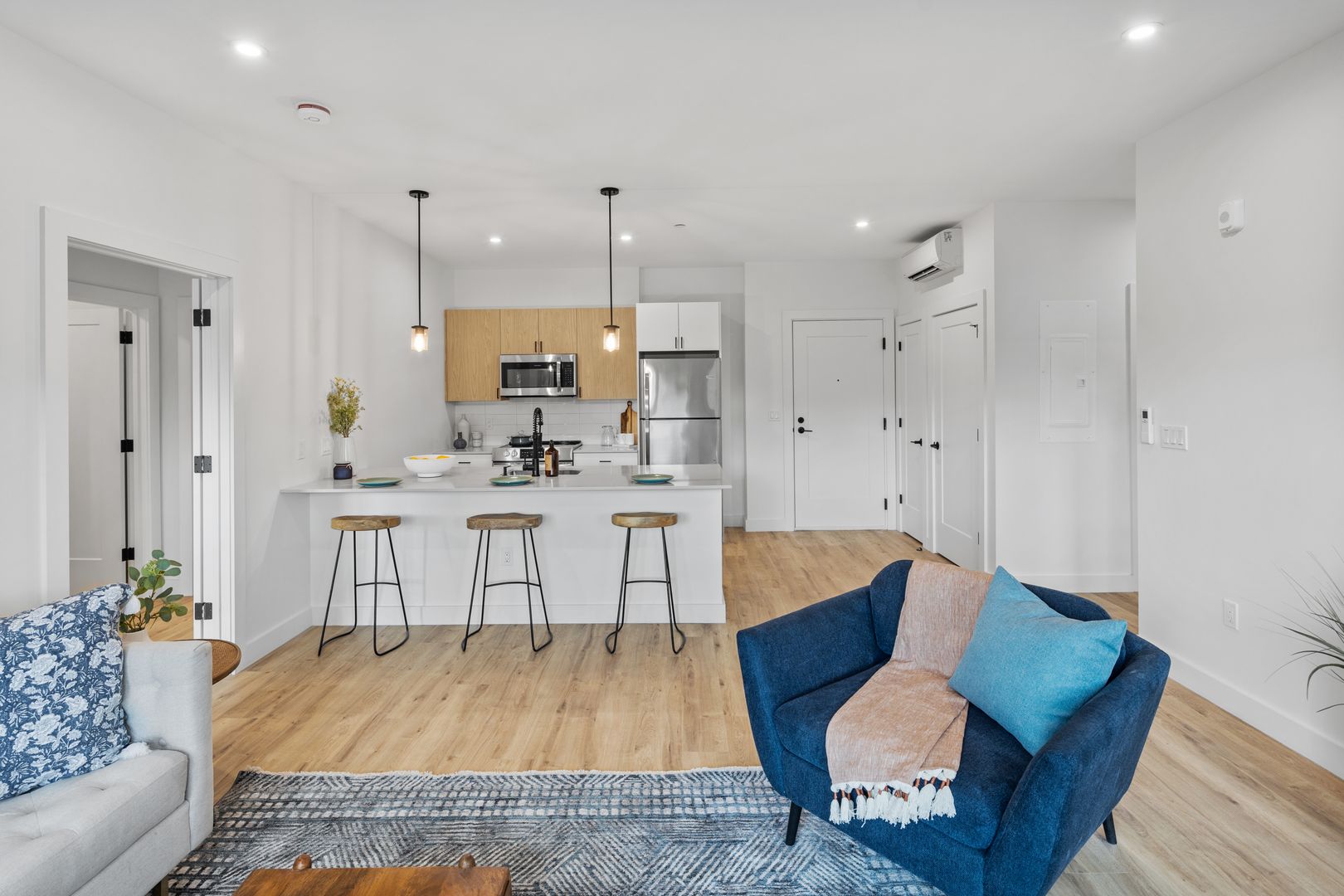 635 Main Street, Unit 211 MA 01887-3215 - Photo 2