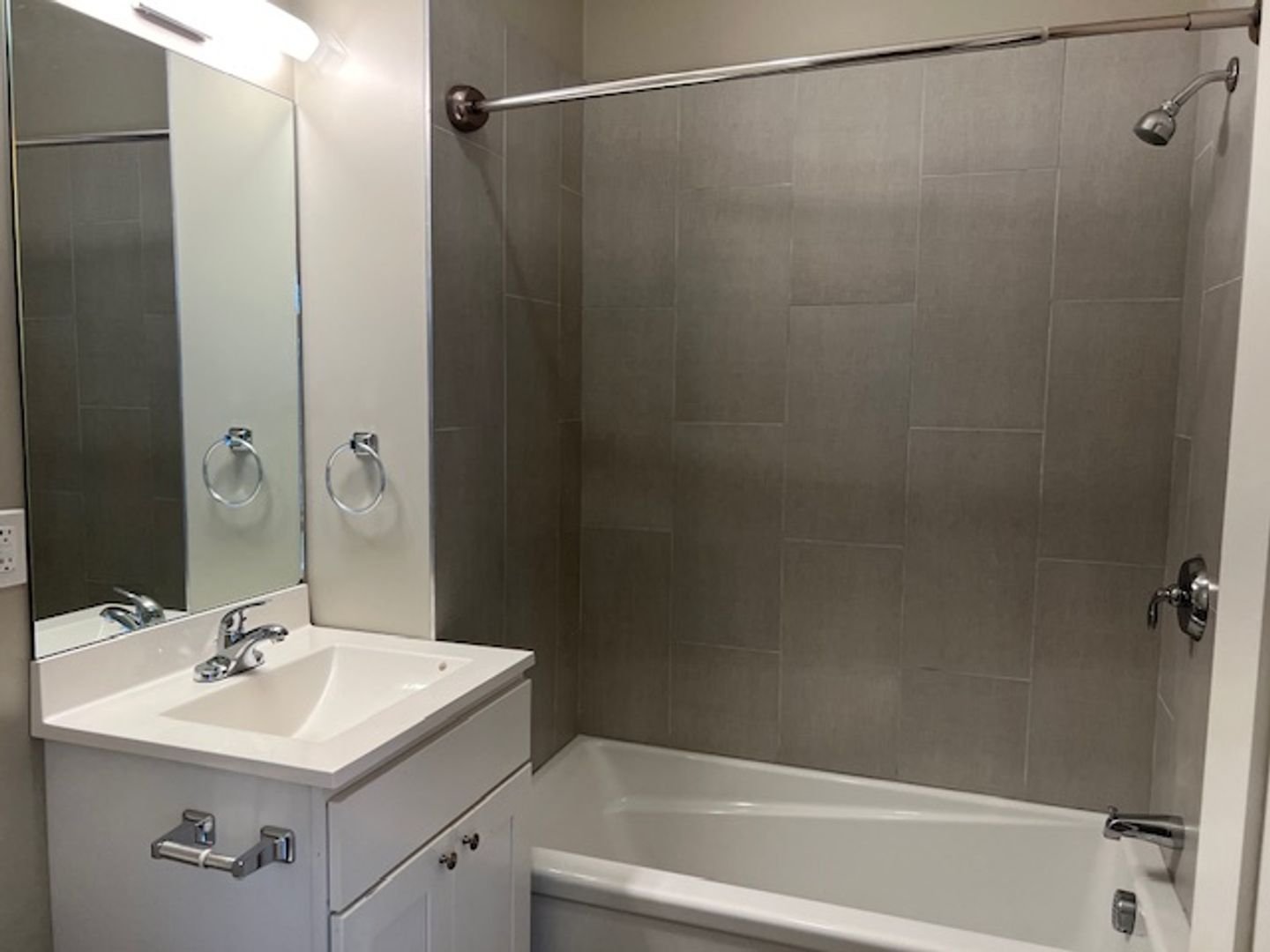 600 North Avenue  MA 01880 - Photo 3