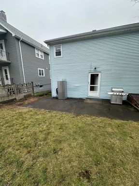 28 Olcott Street, 2, Watertown, MA 2472