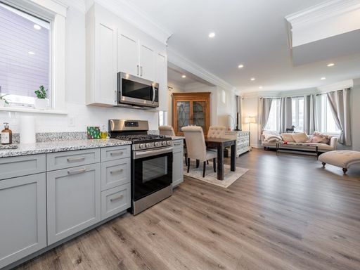 13-18 Hennery Way, Unit 15, Medfield, MA 02052