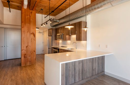 165 Thorndike St, 407, Lowell, MA 01852