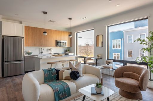 282 Bremen St., 327, Boston, MA 02128