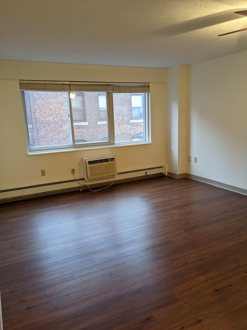 130 Bowdoin Street Boston MA 02108 - Photo 2