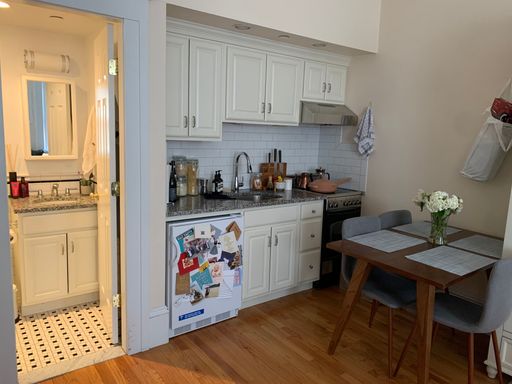 105 Pinckney Street , 2, Boston, MA 02114