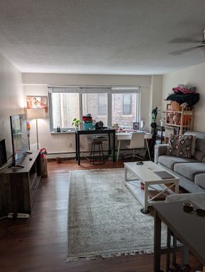 OCTOBER 1 - Beacon Hill 5th floor one bed for 10/1 – photo 1