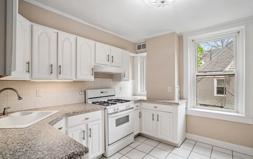 45 Mason Terrace, #3, Brookline, MA 02446