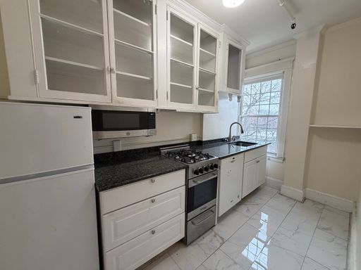 1277 Commonwealth Ave, 401, Boston, MA 02134