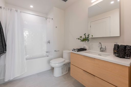 810 Washington Ave, 207, Revere, MA 02151