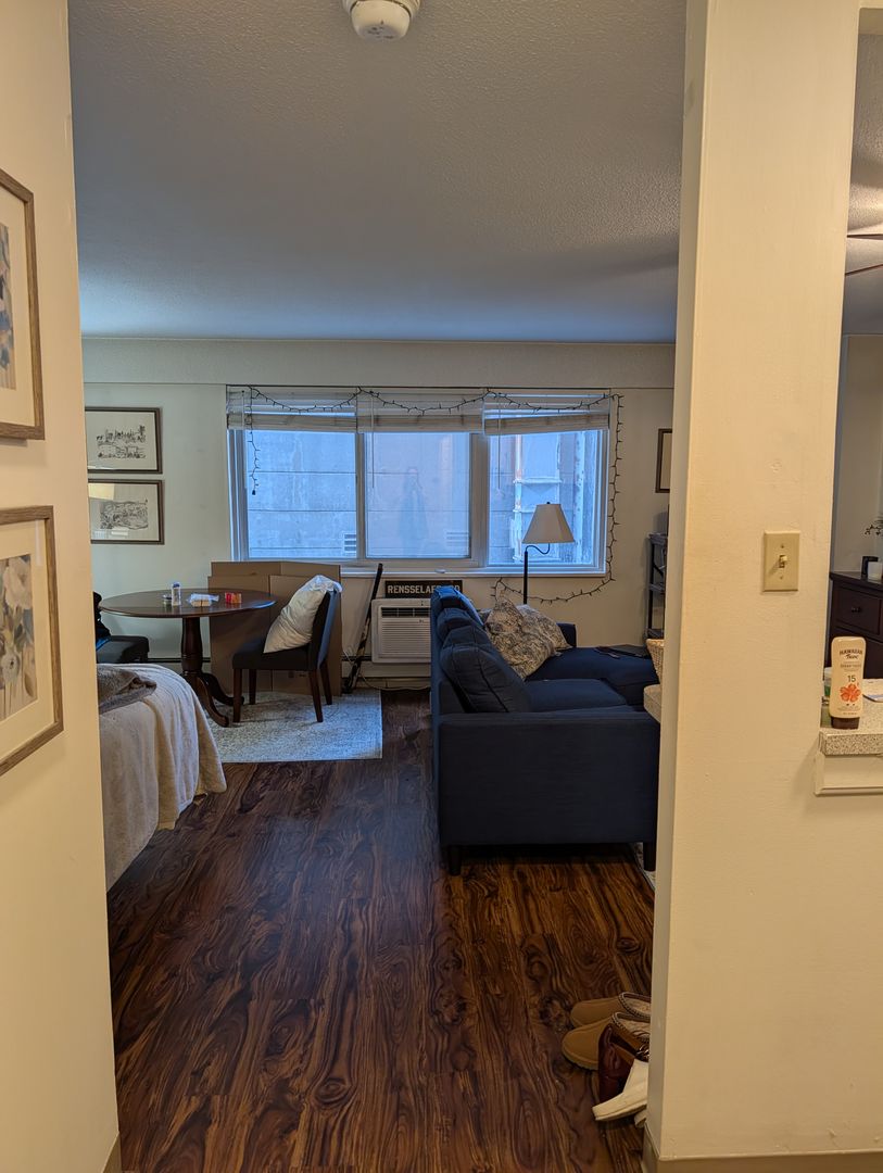 Boston Apartment: 130-140 Bowdoin Street
