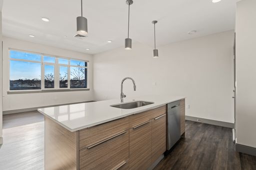 400 Mystic Avenue, 407, Somerville, MA 02145