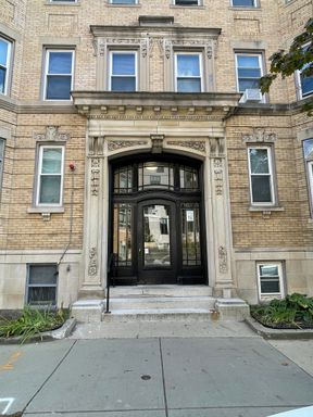 14 Palace Rd, 14P-4, Boston, MA 02115