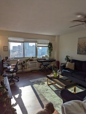 SEPTEMBER 1 Beacon Hill 17th floor 1 bedroom – photo 1