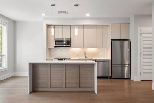3193 Washington Street, 305, Boston, MA 02130
