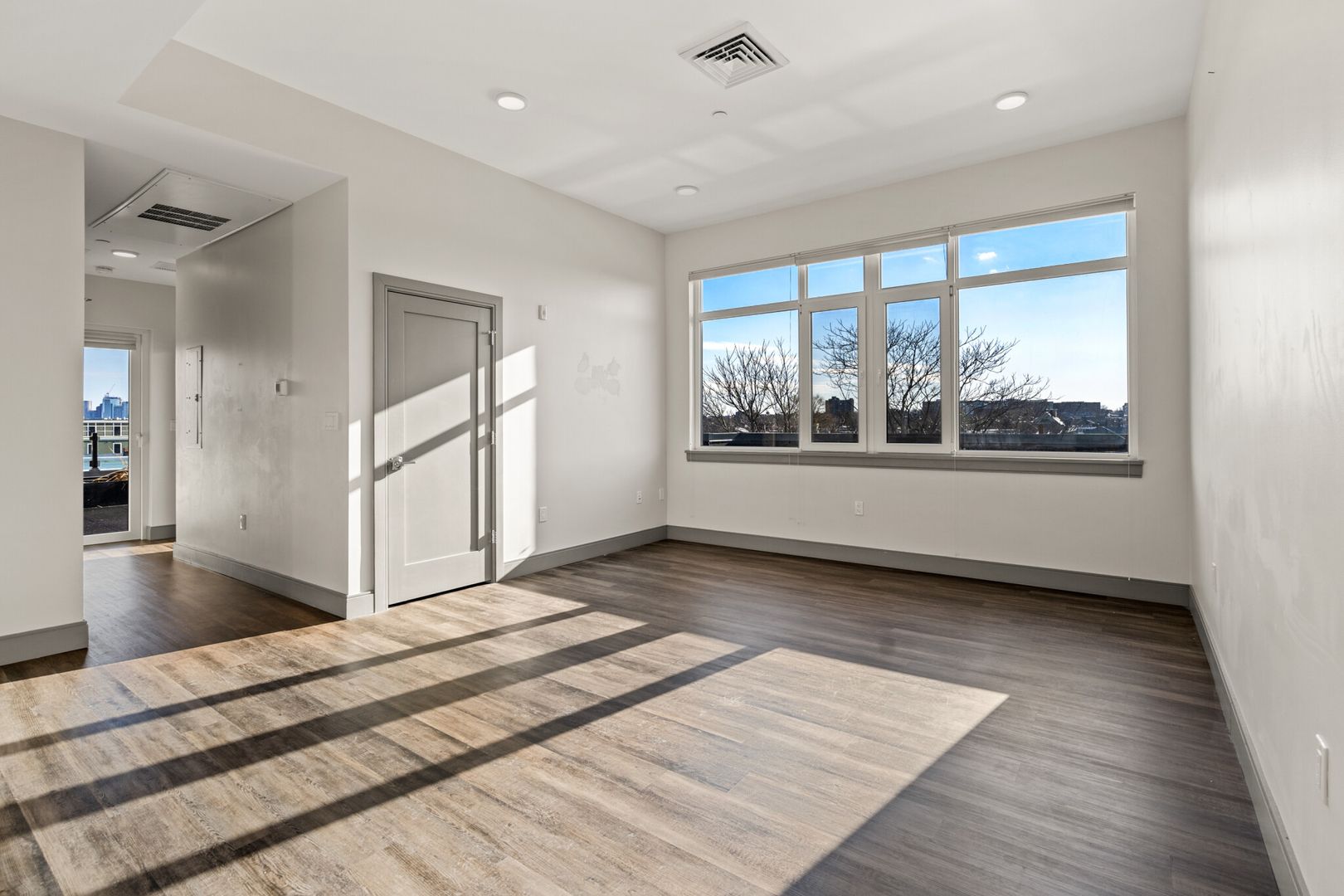 Somerville Apartment: 400 Mystic Avenue