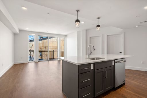 26 Hichborn St., Unit 1, Brighton, MA 02135