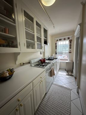 1277 Commonwealth Ave, 211, Boston, MA 02134