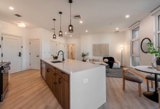 16 - 20 Medford St., 302, Somerville, MA 02134