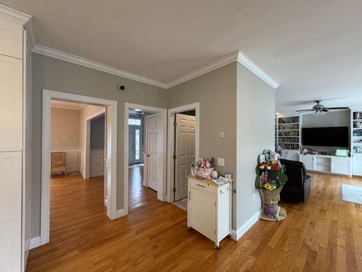 43 Canterbury Road, Waltham, MA 02453