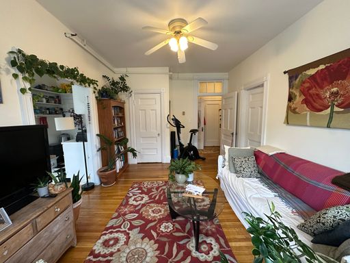 2 Inman Street, 9, Cambridge, MA 02138