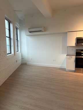 86 Essex, 601, Haverhill, MA 01832