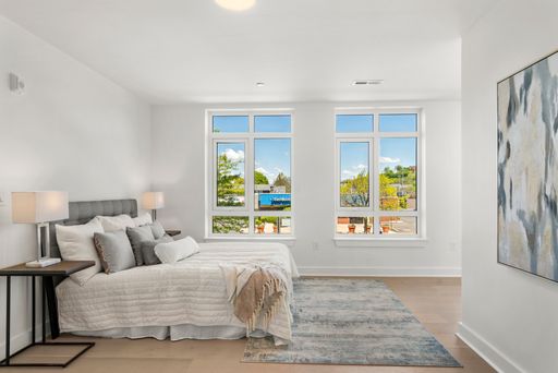 917 Bennington St, 211, East Boston, MA 02128