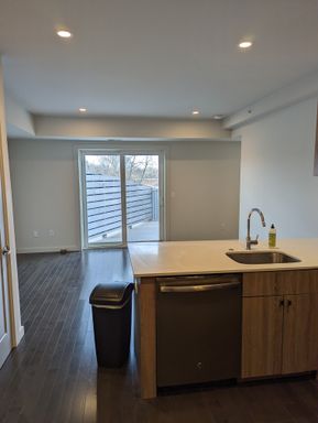 3383 Washington Street, 404, Jamaica Plain, MA 02130