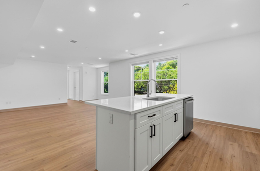 26 Union St, Unit 205, Natick, MA 01760