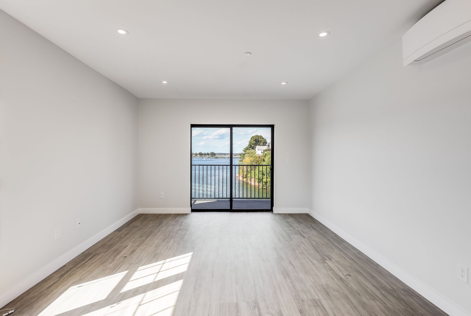 12 Congress Street Unit 308 Beverly MA 01915 - Photo 11