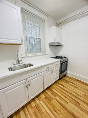 14 Palace Rd , 14P-21, Boston, MA 02115