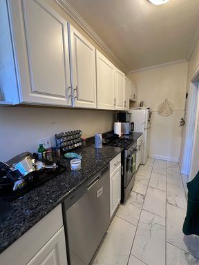 1277 Commonwealth Ave, 207, Boston, MA 02134