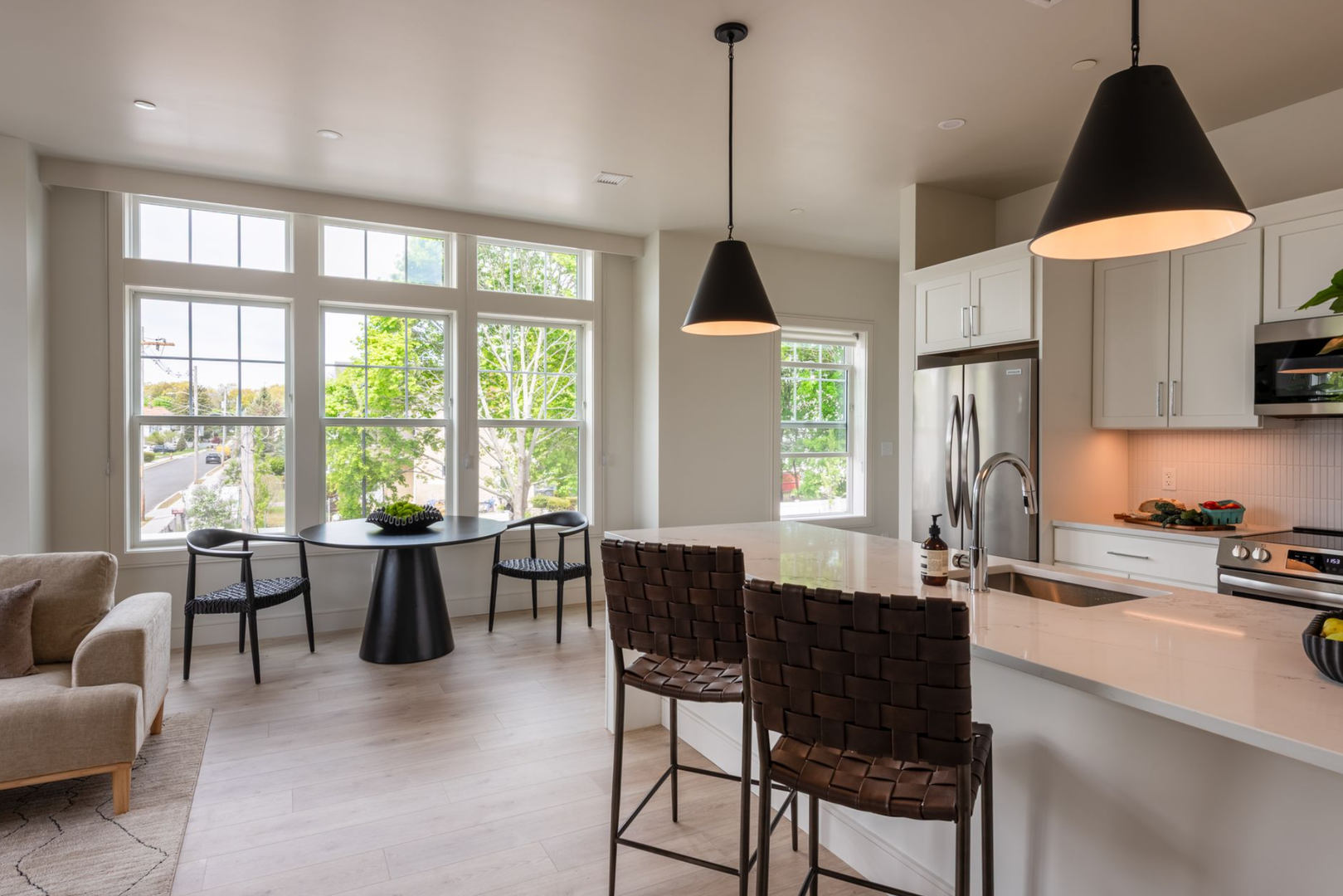 Norwood Apartment: 1223 Washington Street