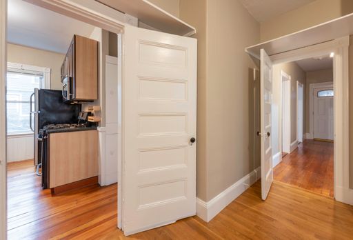 68 Richdale Ave , 1, Cambridge, MA 02140